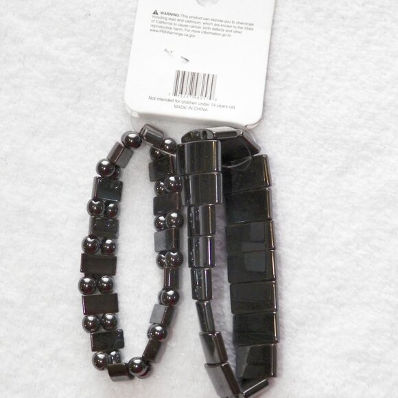 2PC Magnetic Hematite Beaded Stretch Bracelet Set - Picture 4 of 5